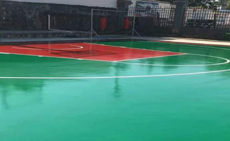 黄南篮球场翻新地面